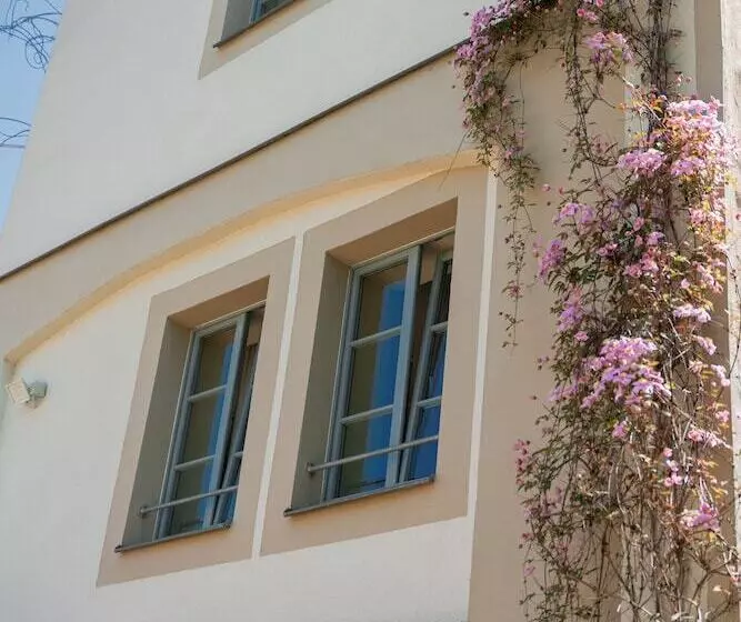 Hofgarten 1824 Hotel Garni