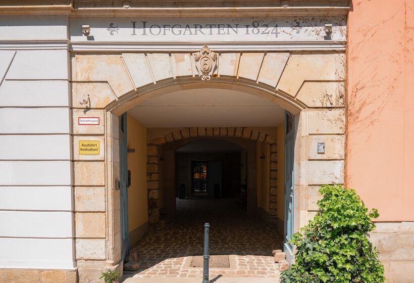Hofgarten 1824 Hotel Garni