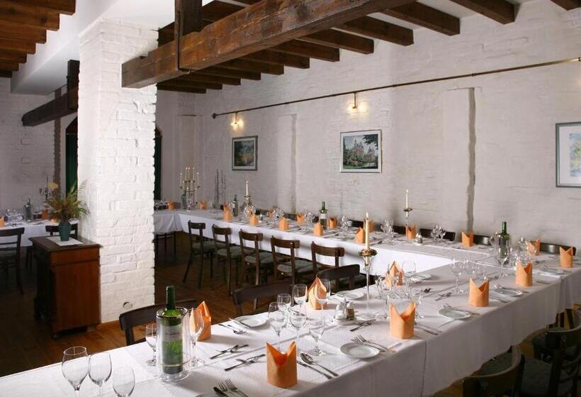 ホテル Am Schloßbrunnen Bad Muskau