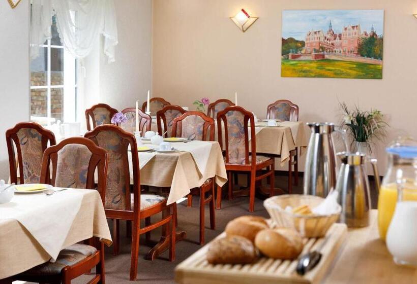 ホテル Am Schloßbrunnen Bad Muskau