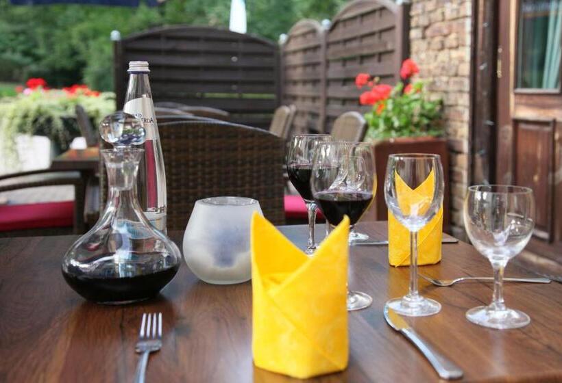 ホテル Am Schloßbrunnen Bad Muskau