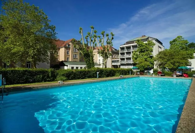 酒店 Bildungshaus St. Bernhard Wohnen Und Tagen