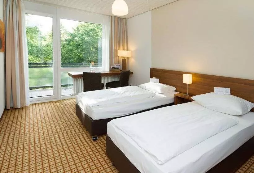 酒店 Bildungshaus St. Bernhard Wohnen Und Tagen