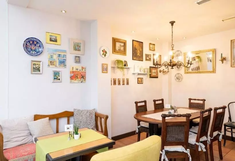 Отель Bitburger Hof