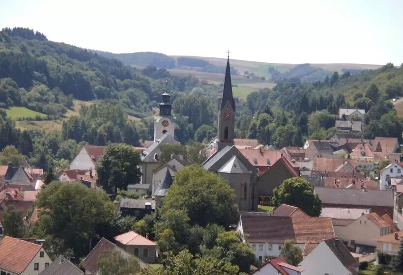 בית מלון כפרי Burg