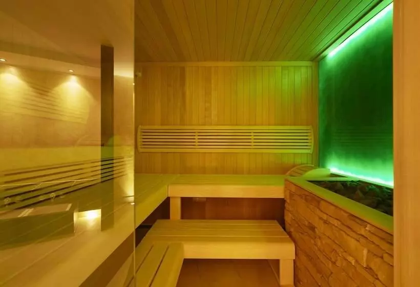 בית מלון כפרי Burg