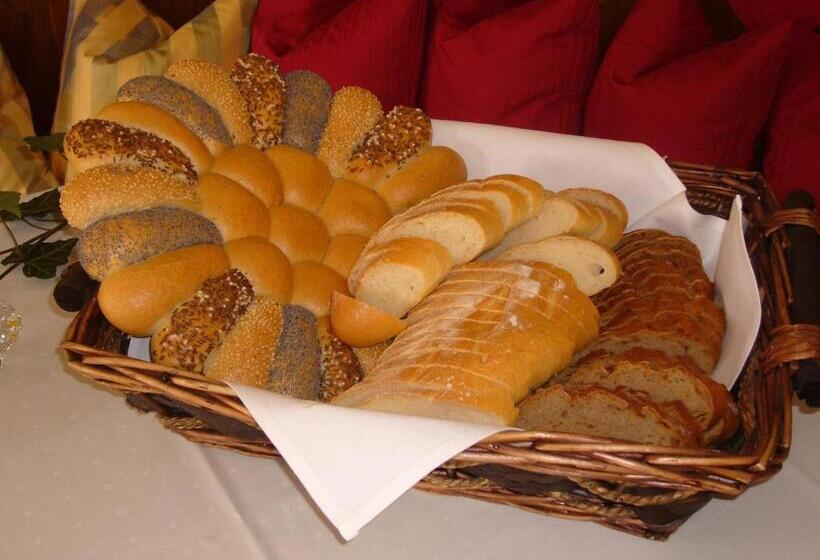 Отель Deutsches Haus Munster