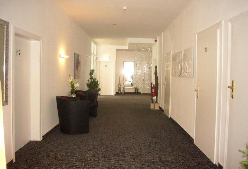 Отель Deutsches Haus Munster