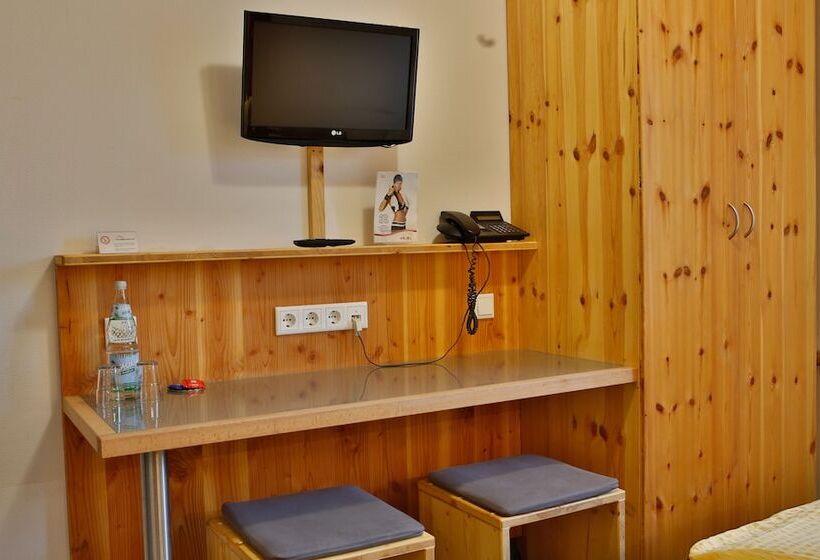 فندق Feuerbacher Hof