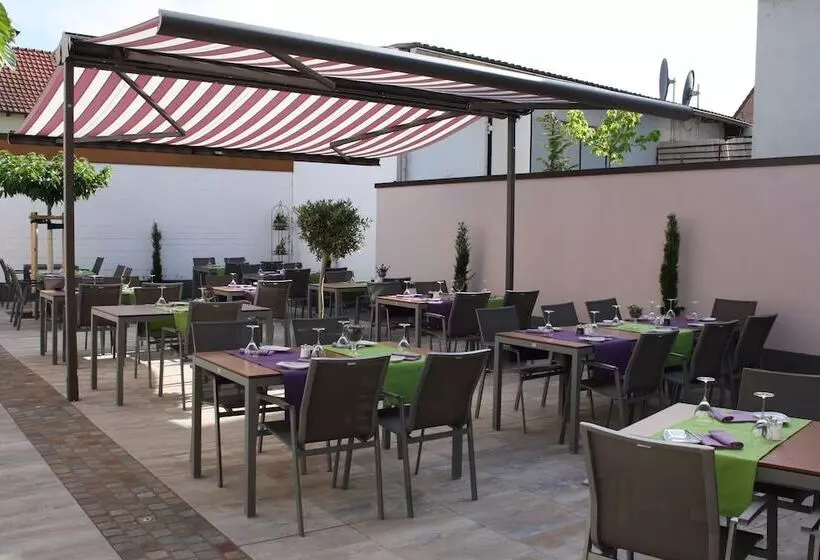 Garni Hotel Goldenes Lamm