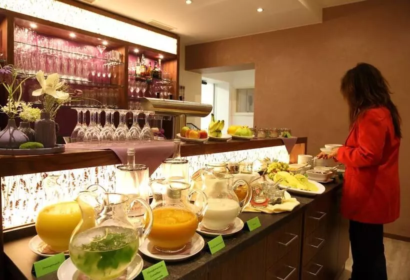 Garni Hotel Goldenes Lamm