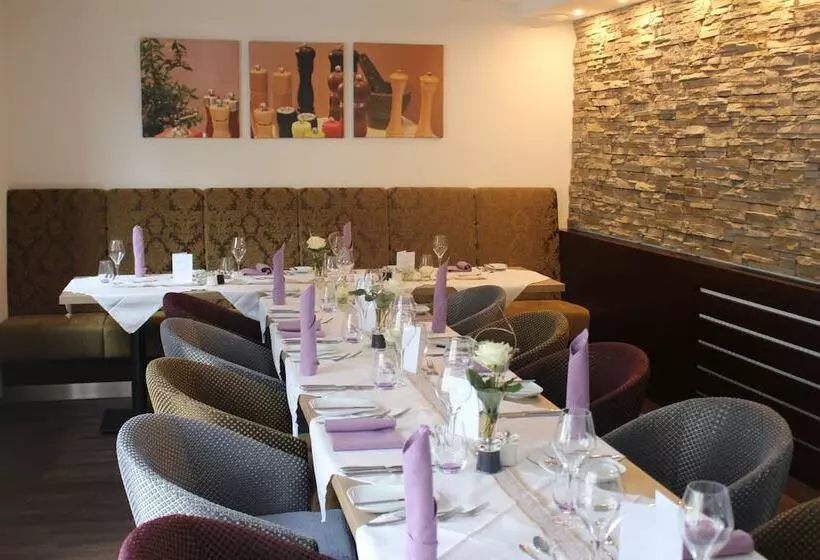 Garni Hotel Goldenes Lamm