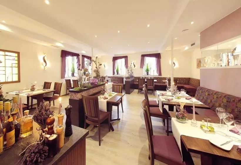 Garni Hotel Goldenes Lamm