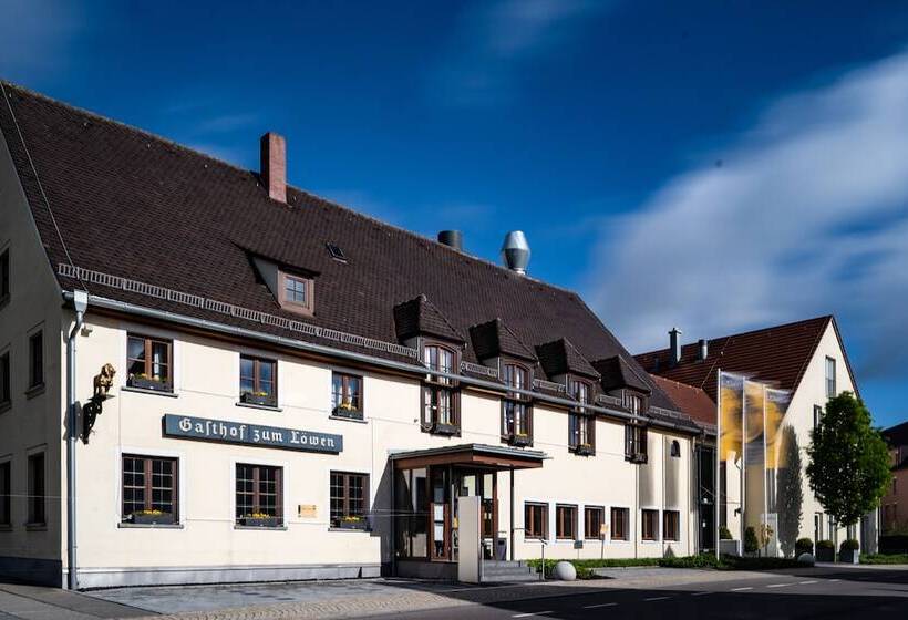 Hotel & Gasthof Lowen