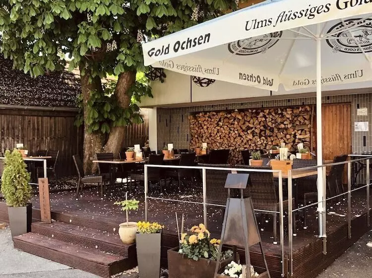 Hotell & Gasthof Lowen