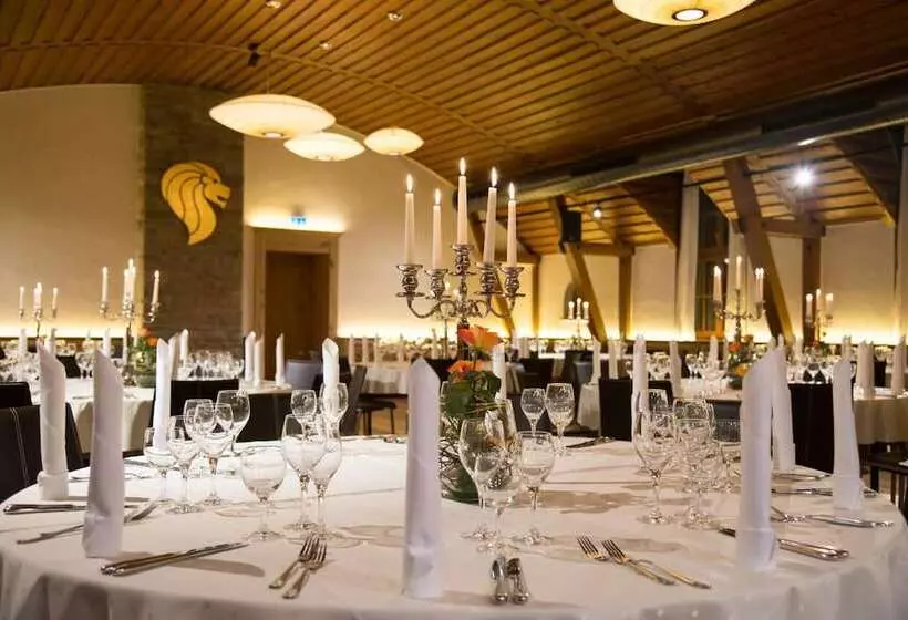 Hotell & Gasthof Lowen