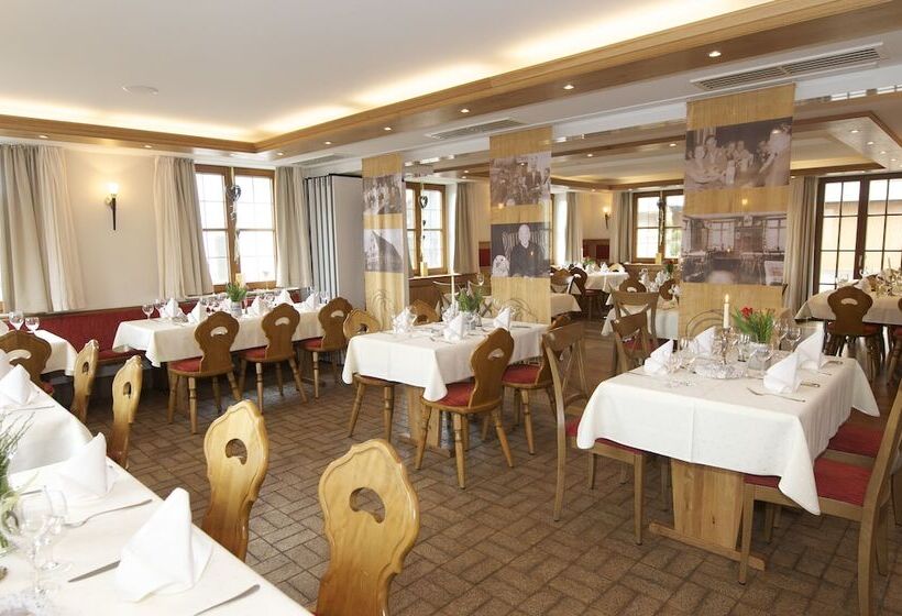 Hotel & Gasthof Lowen