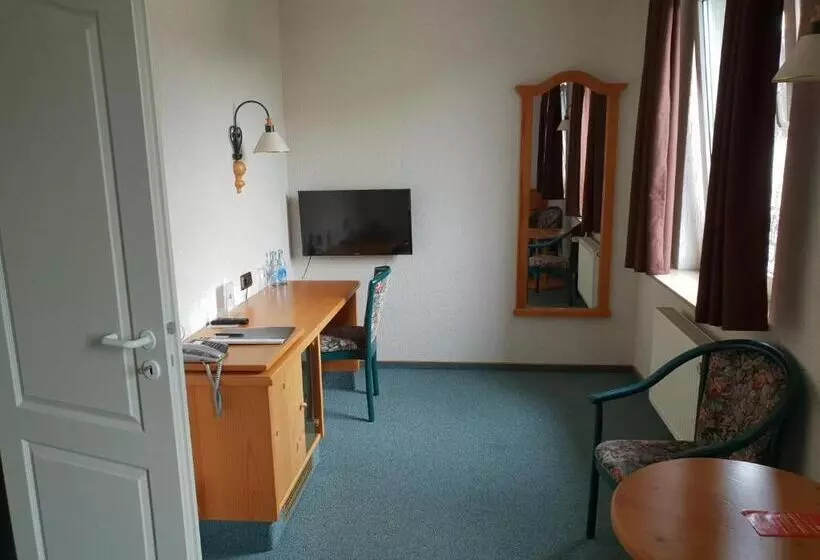 בית מלון כפרי Grüner Baum