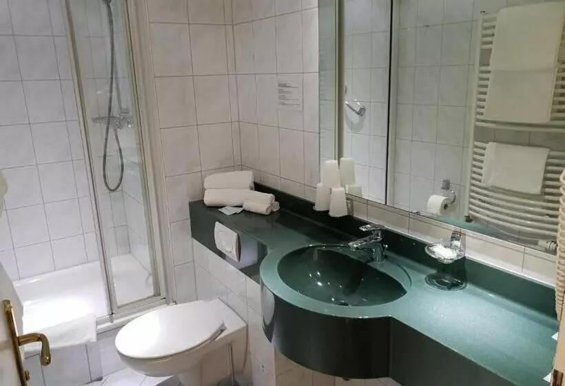 בית מלון כפרי Grüner Baum