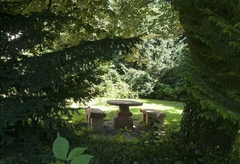 Hotelli Karolingerhof