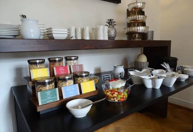 호텔 Karolingerhof