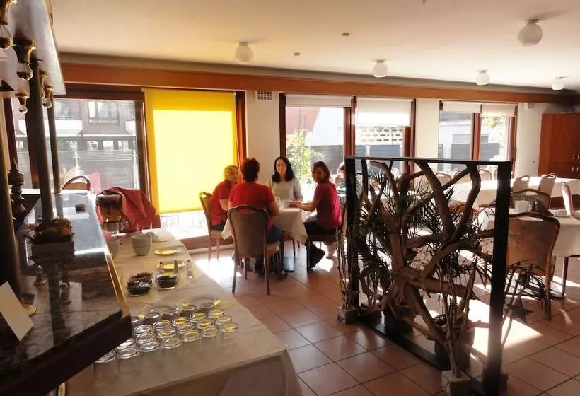 Отель Post Viernheim Ug