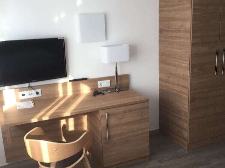 Отель Post Viernheim Ug