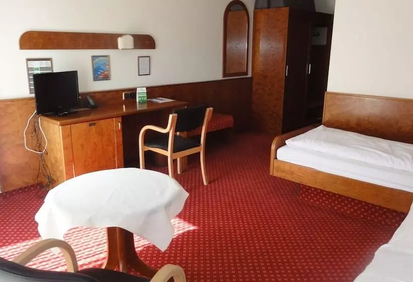 Отель Post Viernheim Ug