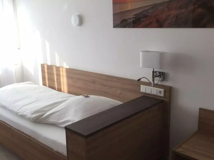 Отель Post Viernheim Ug