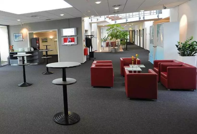 Отель Und Kongresszentrum Wanderath