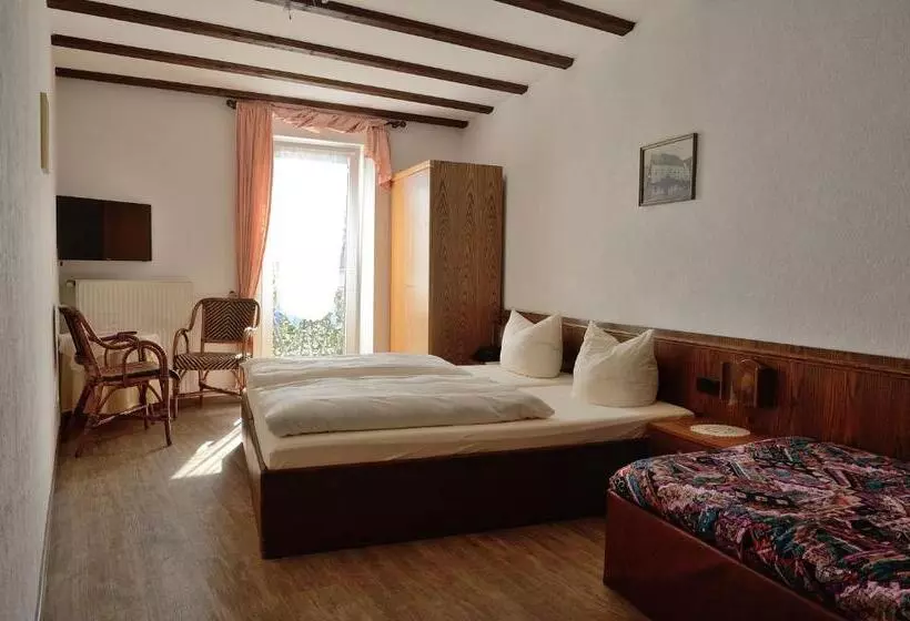 בית מלון כפרי Zum Josefshof