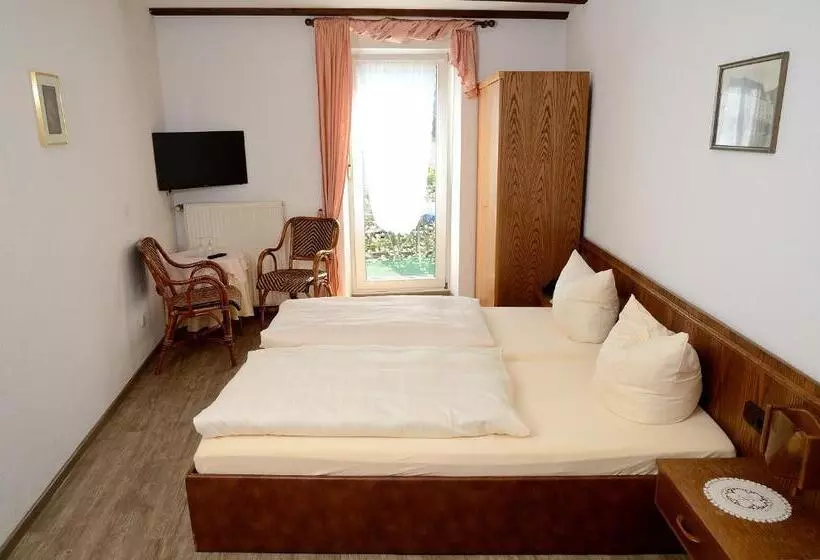 בית מלון כפרי Zum Josefshof