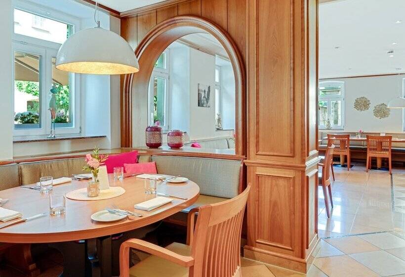 ホテル Wurttemberger Hof