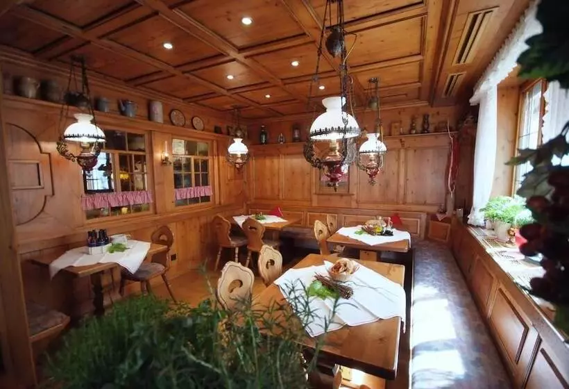 Löwen Hotel & Restaurant