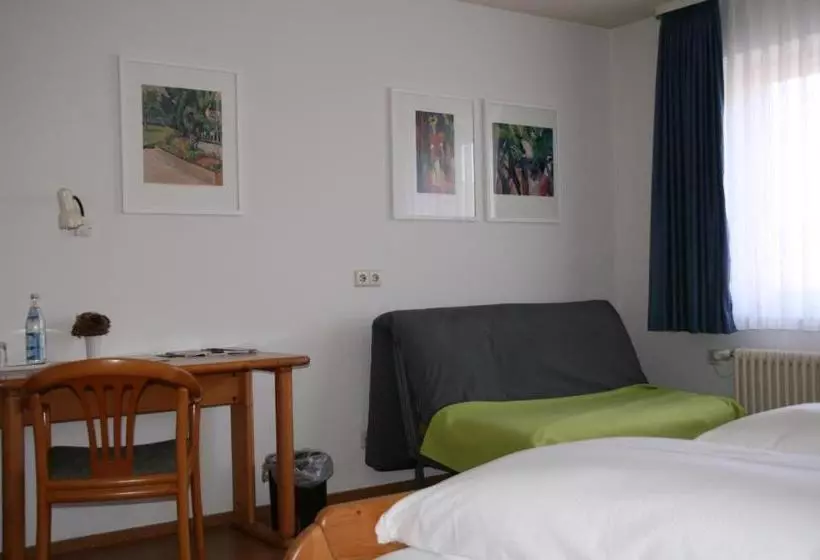 بنسيون Sontheimer Wirtshäusle