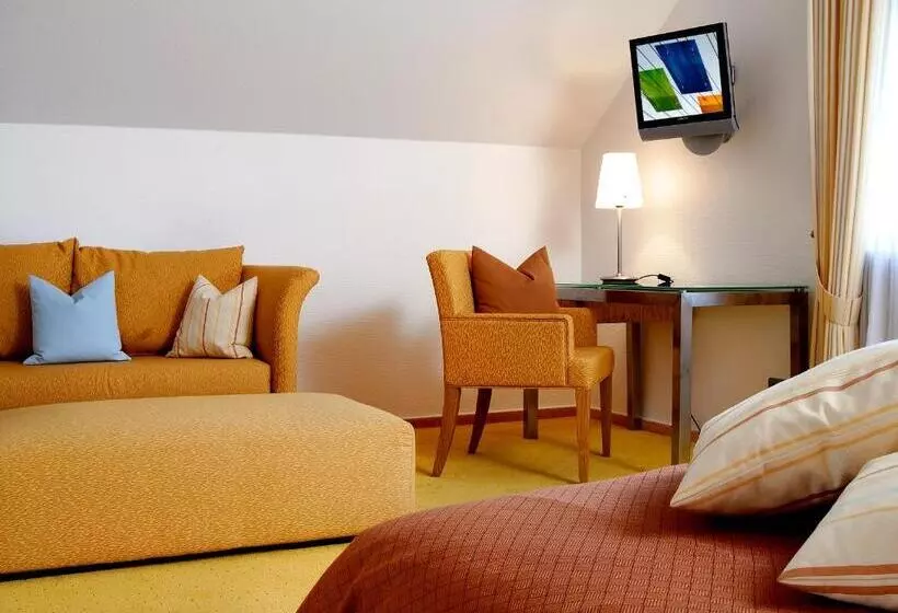 Пансион Restaurant Hotel Maien