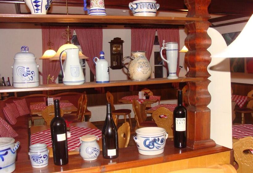 פנסיון Restaurant Zum Engel