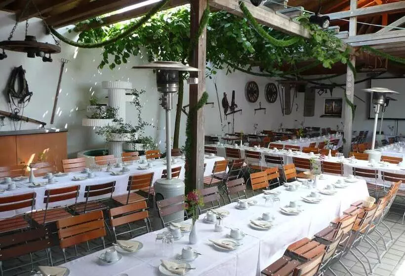 펜션 Stempfle S Landgasthaus Zum Kreuz