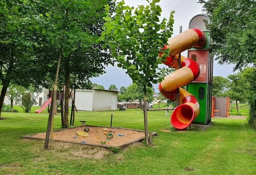 펜션 Stempfle S Landgasthaus Zum Kreuz