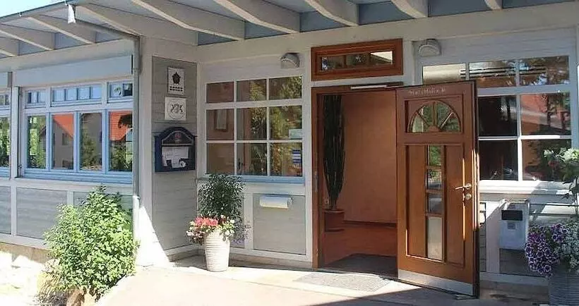 펜션 Stempfle S Landgasthaus Zum Kreuz