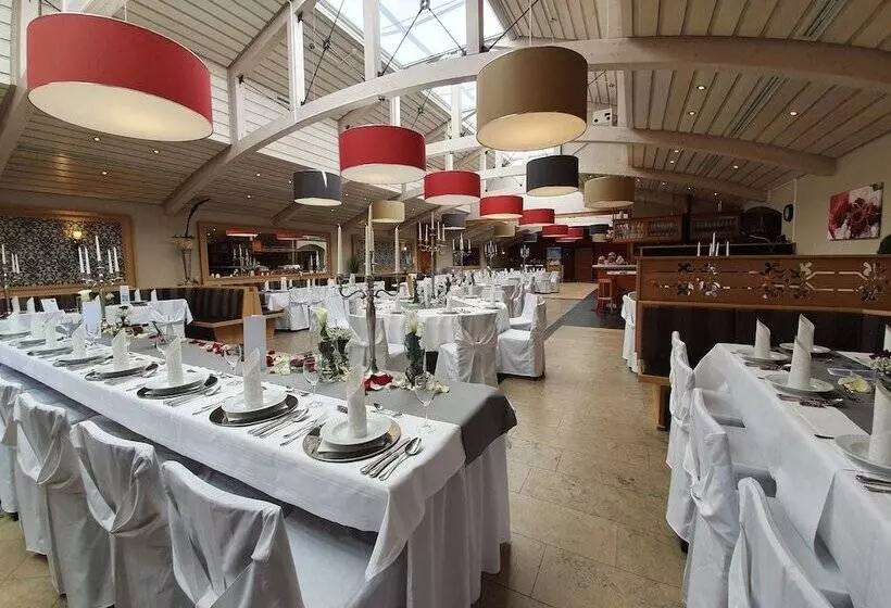 펜션 Stempfle S Landgasthaus Zum Kreuz