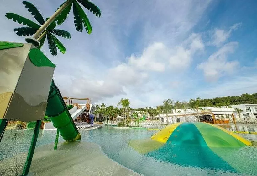 Hotelli Alannia Salou