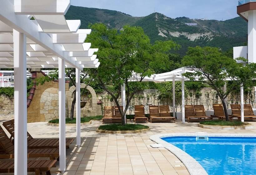 בית מלון כפרי Alean Family Resort & Spa Biarritz