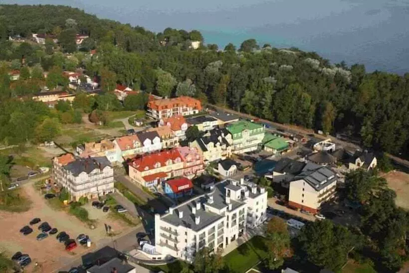 ホテル Ara Dancing Club Restauracja Ara