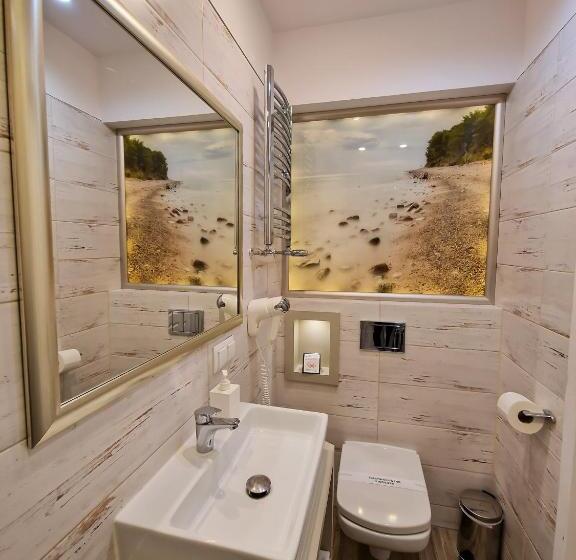 هتل Ara   Dancing Club Restauracja Ara