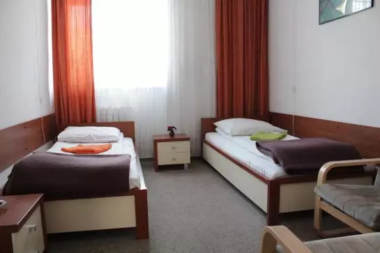 Отель Atletikon