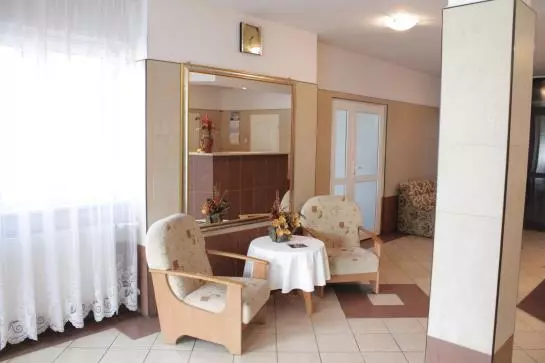 Отель Atletikon