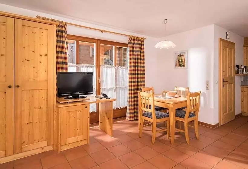 Отель Bauerndörfl Rindereben