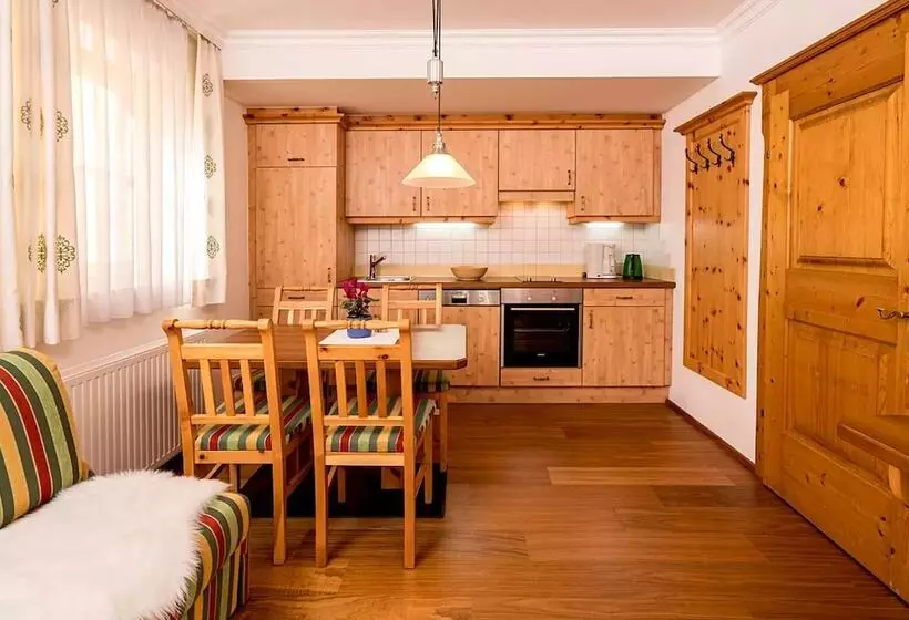 Отель Bauerndörfl Rindereben