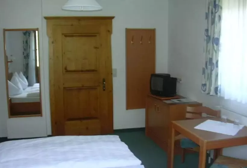 Отель Bauerndörfl Rindereben